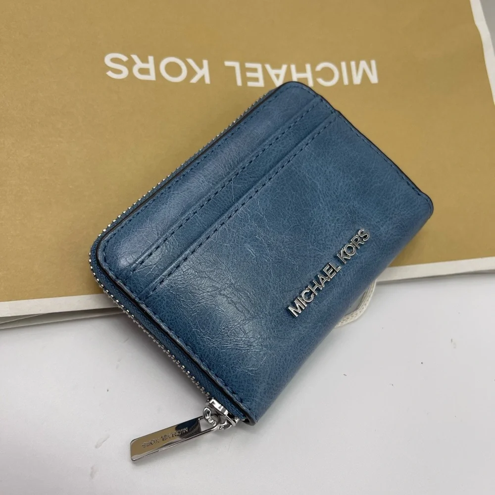 MICHAEL KORS Jet Set Medium Distressed Zip Around Card Case Cornflower NWT